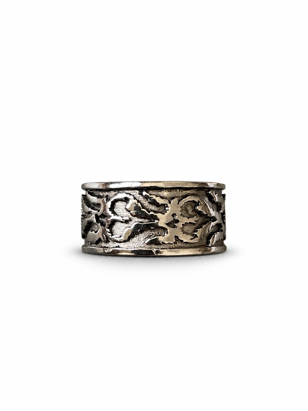 925 Sterling Silver!  Oxidized Baroque Relief Ring size: US: 9 & 10